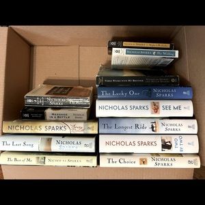 Bundle A - Nicholas Sparks Books Bundle - 8 hardbacks and 5 paperbacks